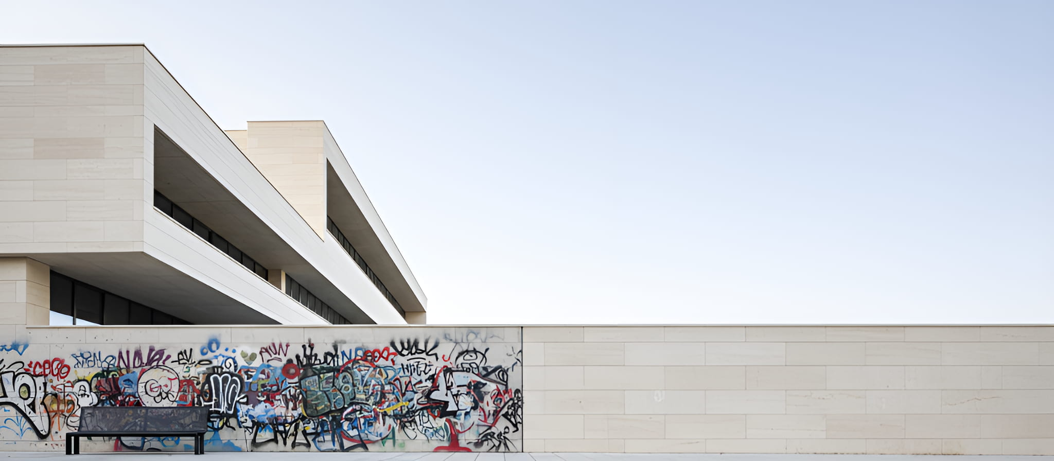 Monumento storico protetto da graffiti con Ector RG-10